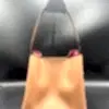 La moda Omuz Askılı Hakiki Deri Kadın Çantası