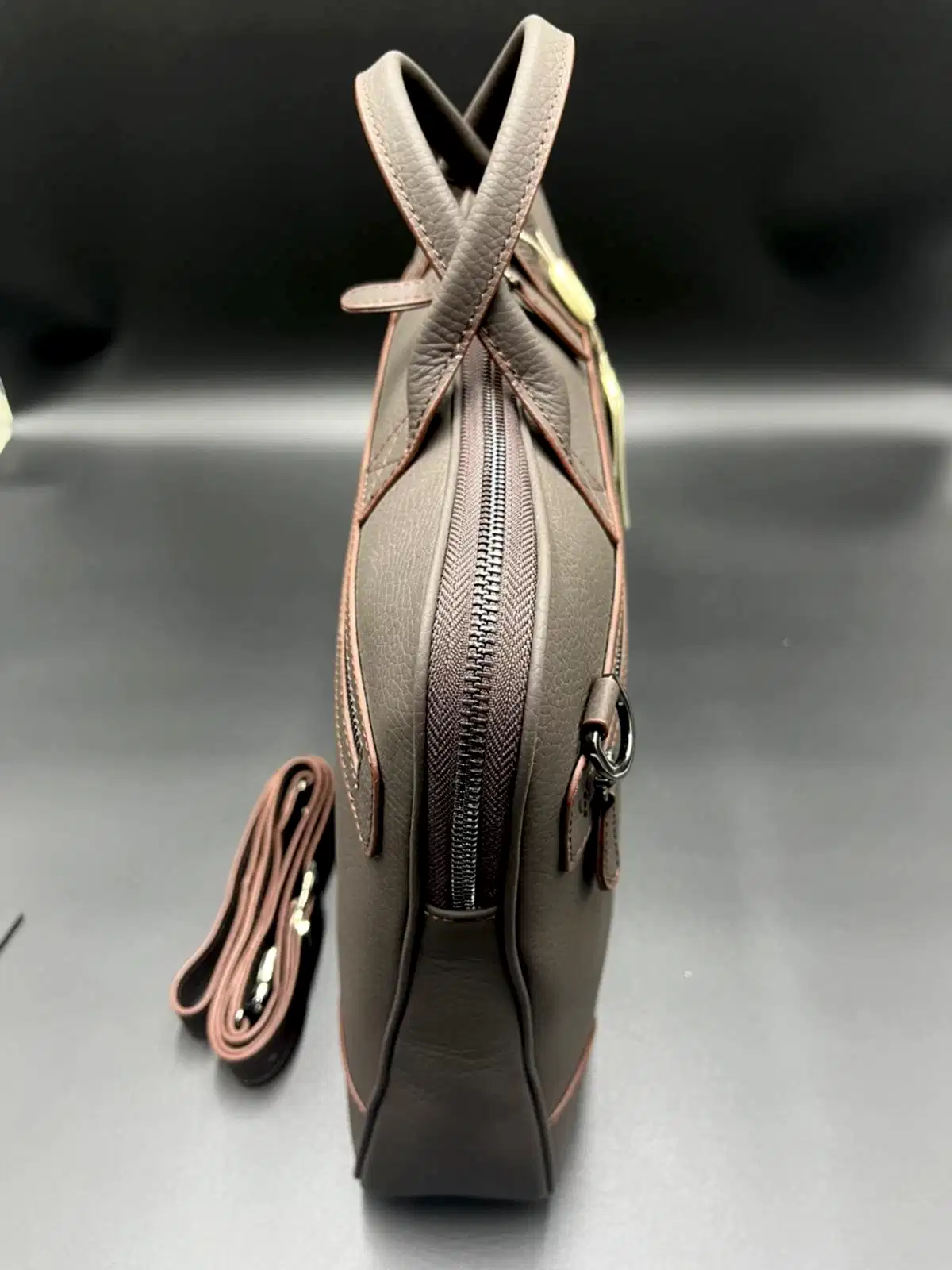 La Moda Unisex Hakiki Deri Evrak Çantası Laptop Bölmeli 16 '' inç 